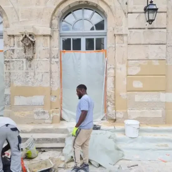 d6b12d6b-dddd-4904-b14a-fb7573ddb905_fit